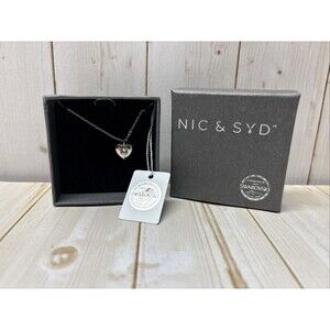 SWAROVSKI HEART NECKLACE Brand New In Gift Box Nic Syd Release Limited Crystal